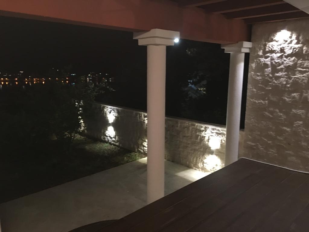 Apartment Apollo Kotor Buitenkant foto