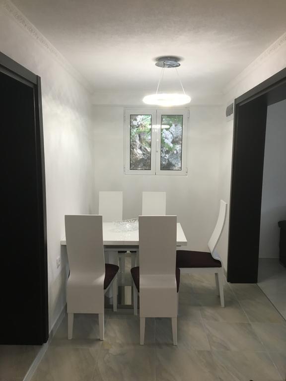 Apartment Apollo Kotor Buitenkant foto